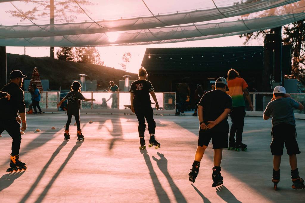 sillver-bells-arena-roller-skating